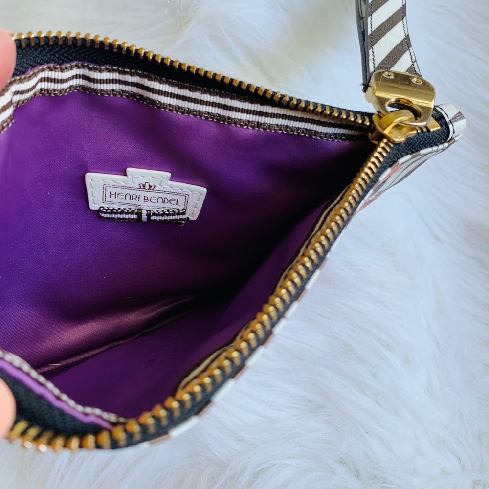 Henri Bendel wristlet bag - Picture 6 of 16